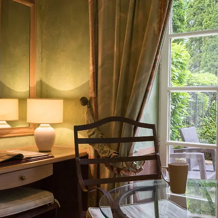 Hotel Chateau De Pizay Belleville-sur-Saône