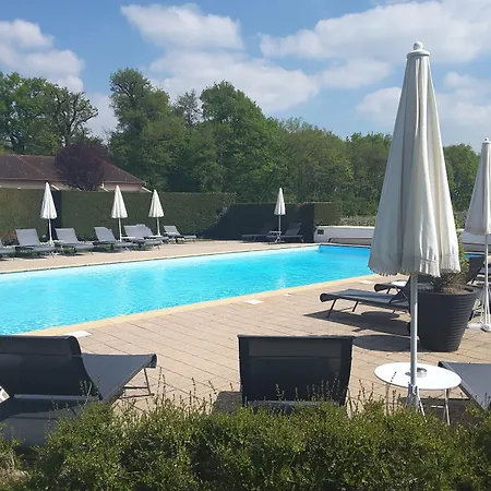 Hotel Chateau De Pizay 4*