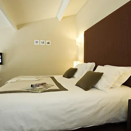 Chateau De Pizay Hotel