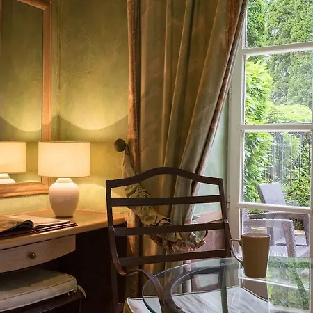 Chateau De Pizay 4*