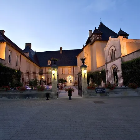 Chateau De Pizay 4* Бельвиль-сюр-Саон