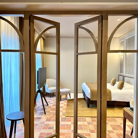 Chateau De Pizay Hotel 4*