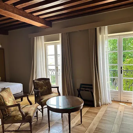 Chateau De Pizay Hotel