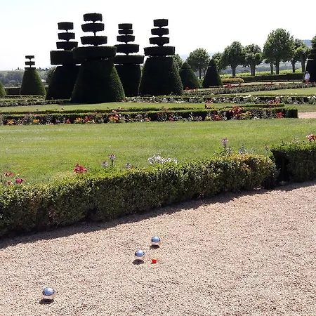 Hotel Chateau De Pizay 4*